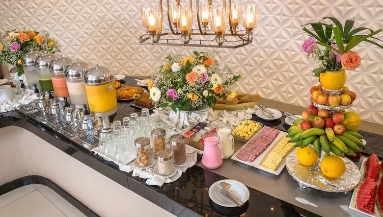 Floral Inn Family Hotel