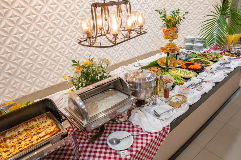 Floral Inn Family Hotel