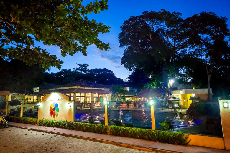 Floral Inn Family Hotel