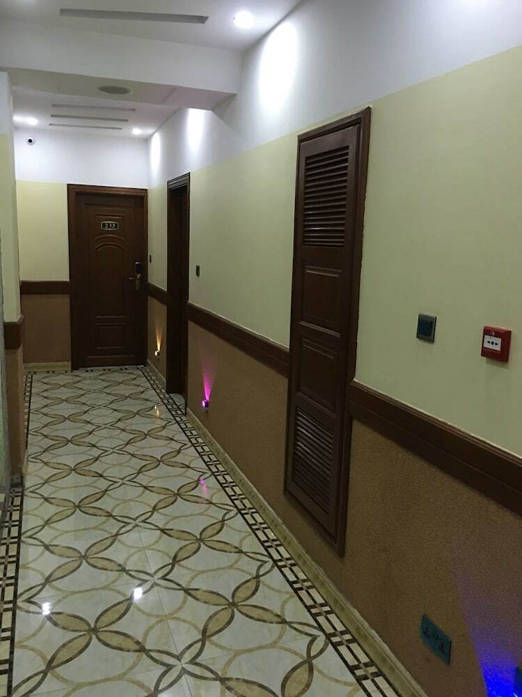 Zimbo Golden Hotel