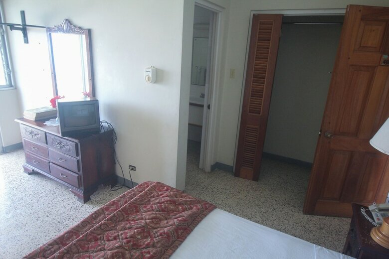Hostal Sahara Hostel