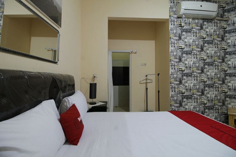 Hotel Reddoorz @ Pondok Kopi