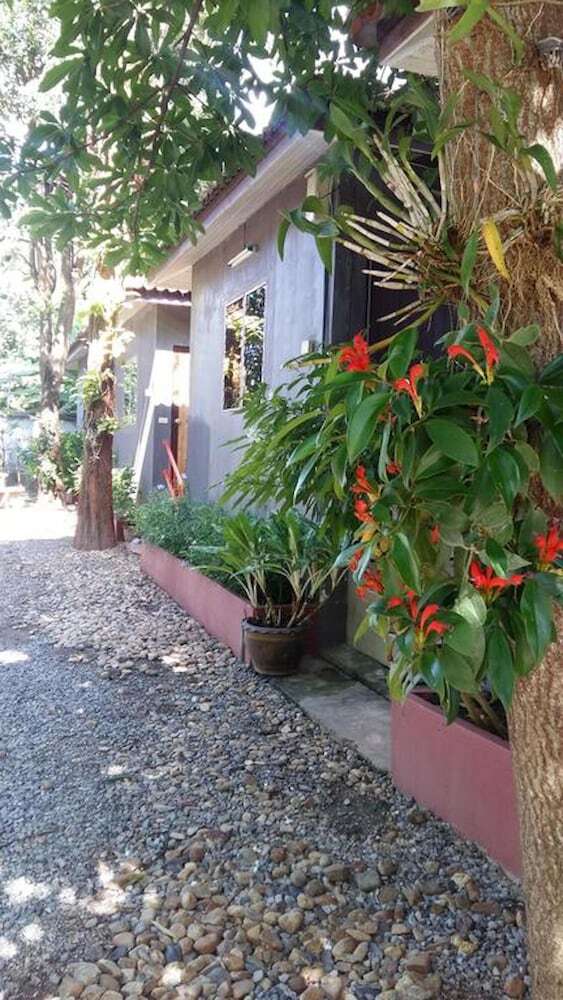 Hotel Sai Yok Noi Blue Mountain Resort