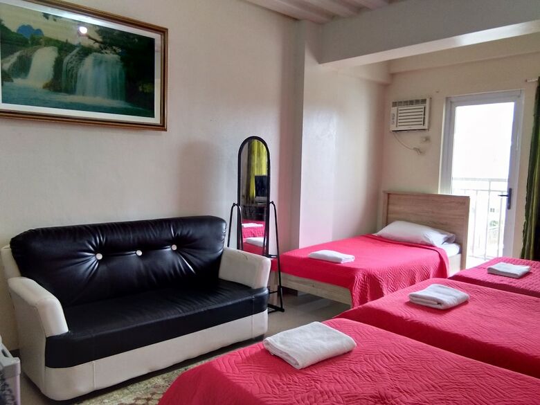 Hostal Prescious Kassel Airport Condotel - Hostel