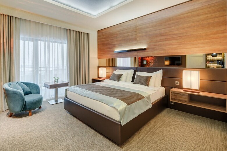 Sky Blue Hotel & Spa