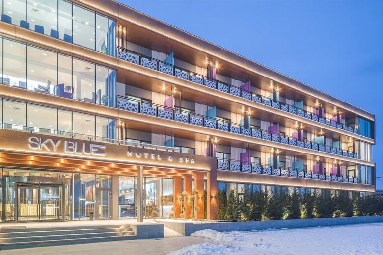 Sky Blue Hotel & Spa