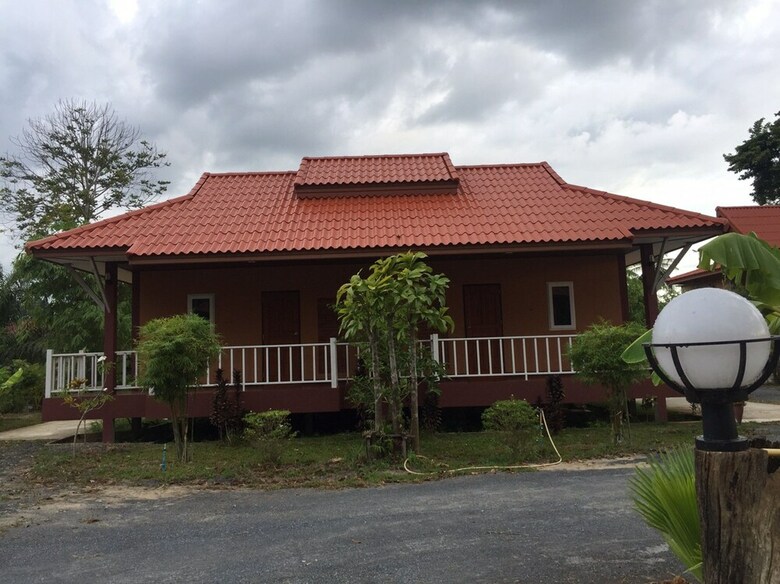 Hotel Phuengluang Resort