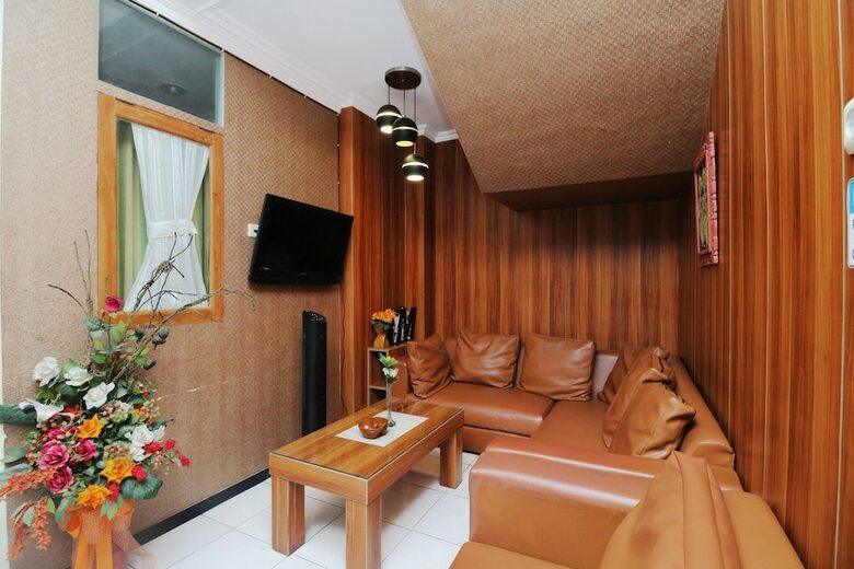 Hotel Airy Gombel Bukit Sari Raya 1 Semarang