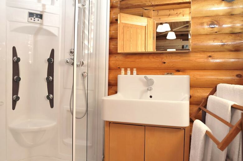 Hotel Xenios Chalets