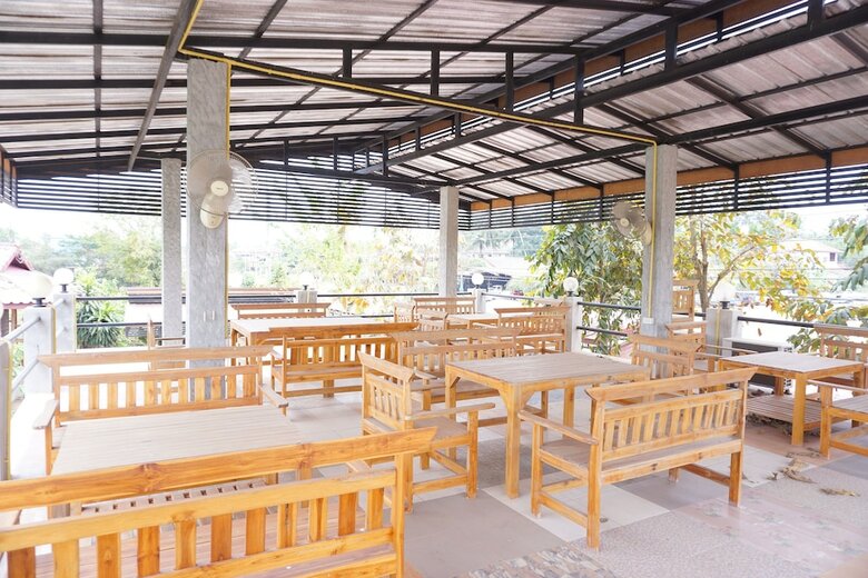 Hotel Khontong Resort