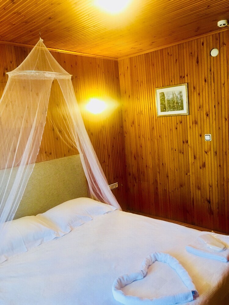 Hotel Agva Orman Evleri (Forest Lodge)