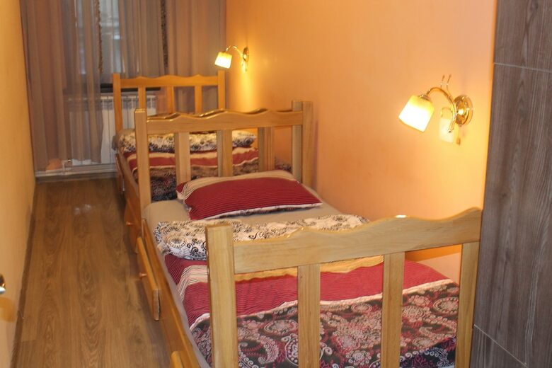 Hostal Old Yerevan Hostel & Tours