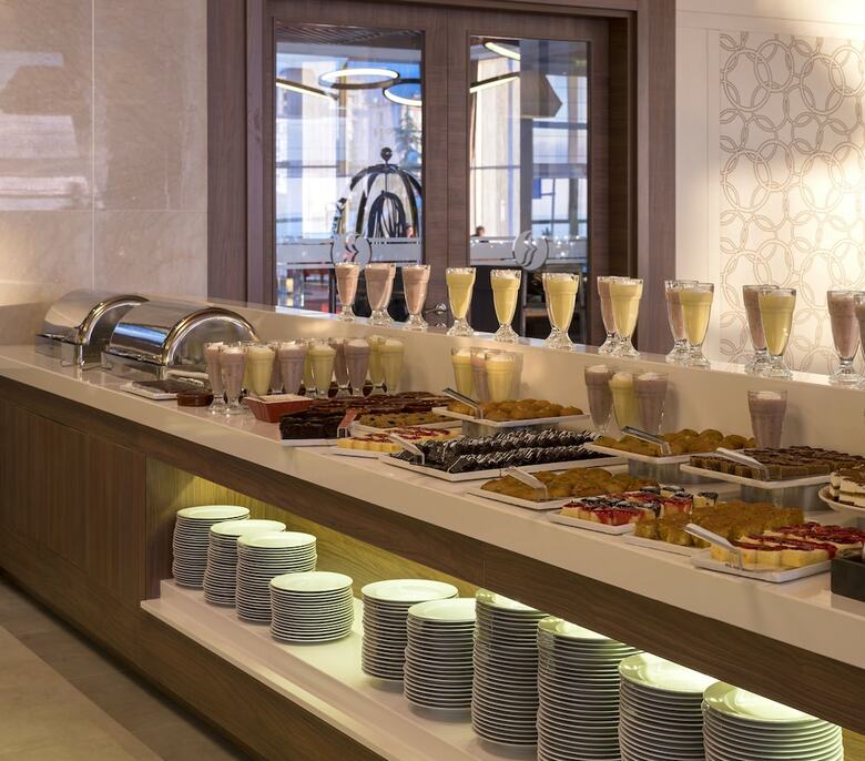 Hotel Ramada Plaza By Wyndham Rize