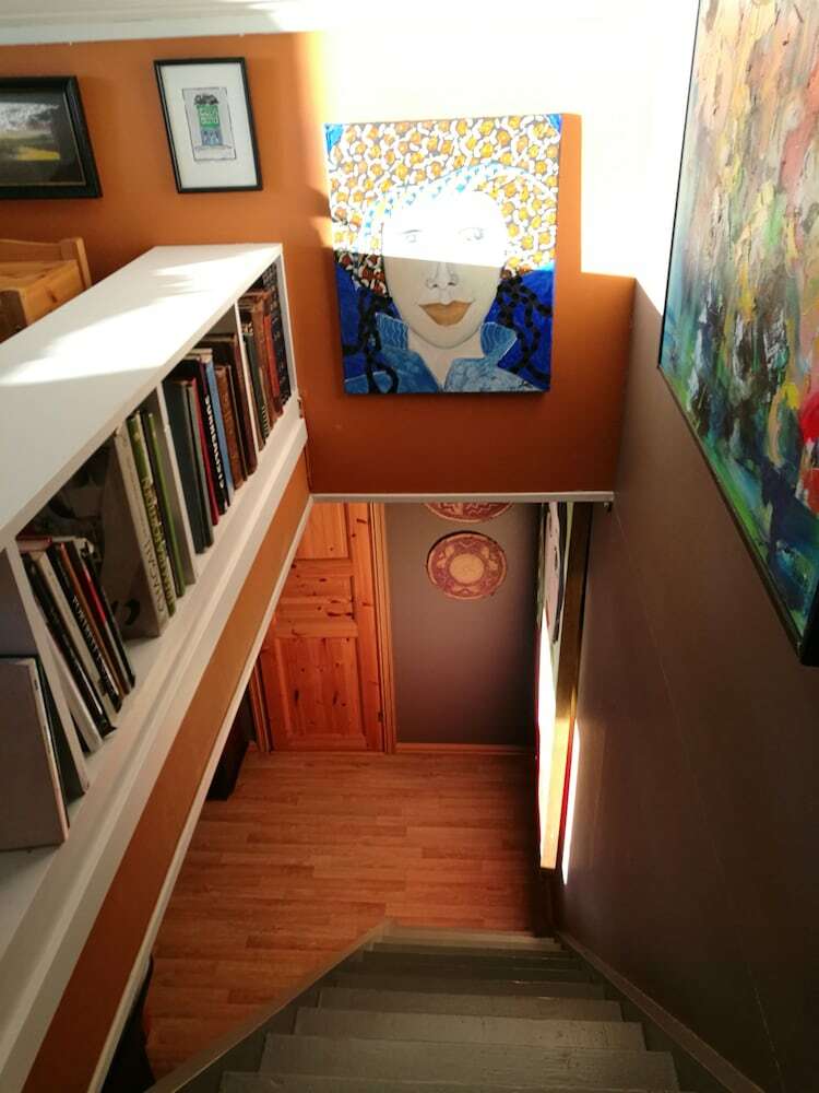 B� Art Studio