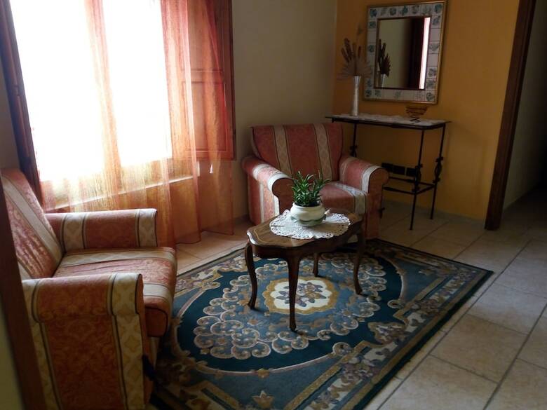 Hotel Tavernola Locanda Di Campagna
