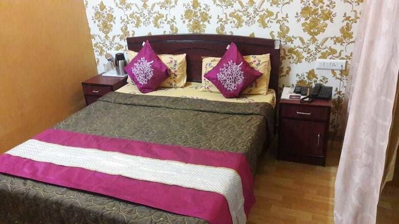 Hotel Jypore Saffron Inn & Suites
