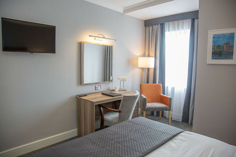 Westlodge Hotel & Pondlodge Cottages