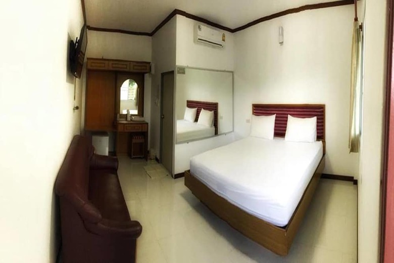 Srisuphan Hotel