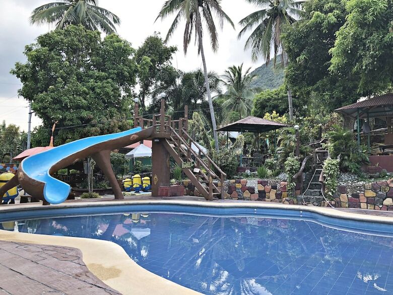 Hotel Mt. Maculot View Resort