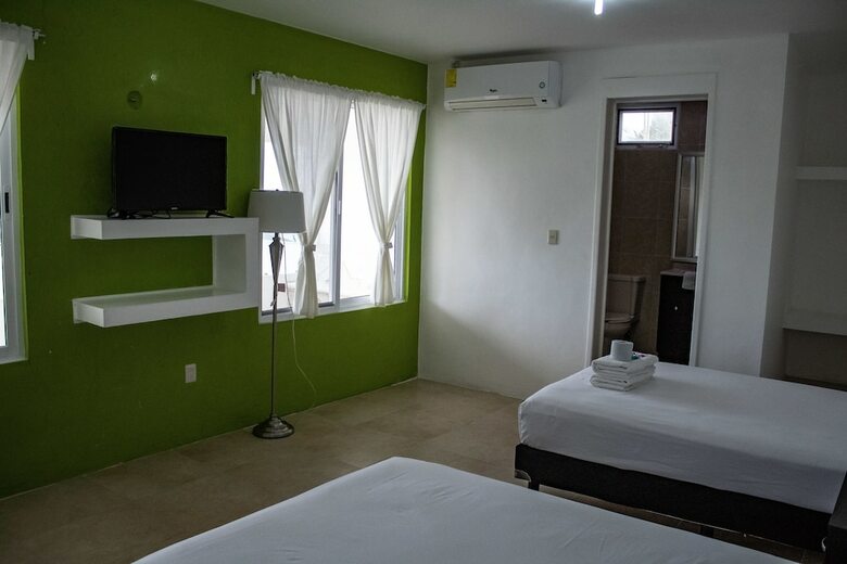 Hotel Awazul Bacalar