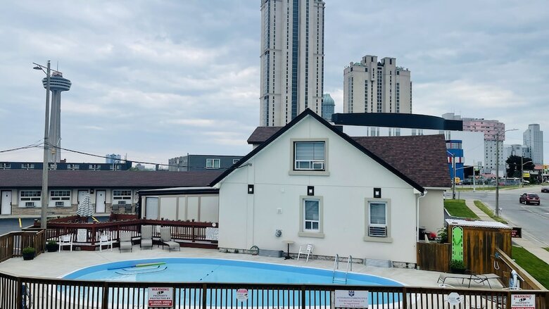 Motel Knights Inn