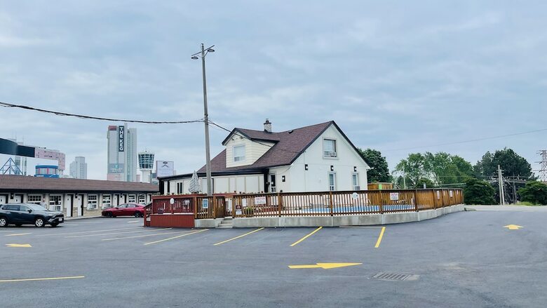 Motel Knights Inn