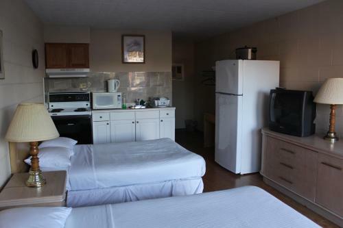 Motel Ritz Inn Niagara & Wedding Chapel
