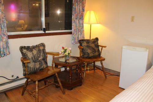 Motel Ritz Inn Niagara & Wedding Chapel