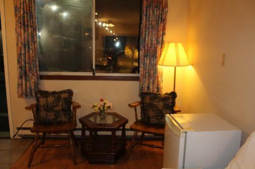 Motel Ritz Inn Niagara & Wedding Chapel
