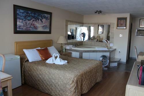 Motel Ritz Inn Niagara & Wedding Chapel