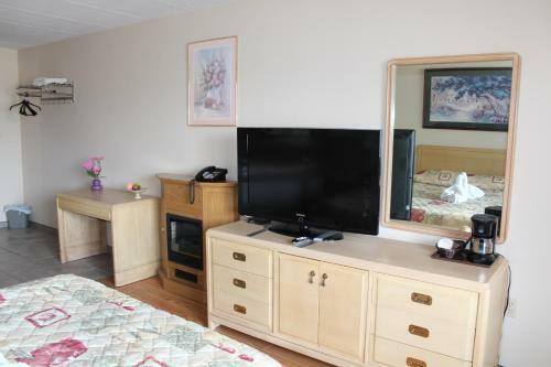 Motel Ritz Inn Niagara & Wedding Chapel