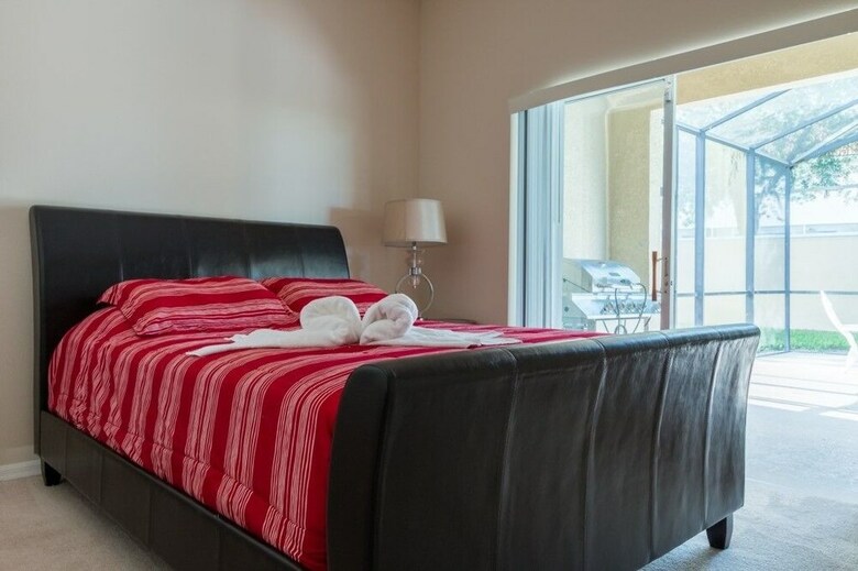 Cumbrian Lakes 4826 - Six Bedroom Villa With Private Pool