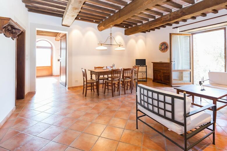 Agroturismo Tenuta Di Monaciano