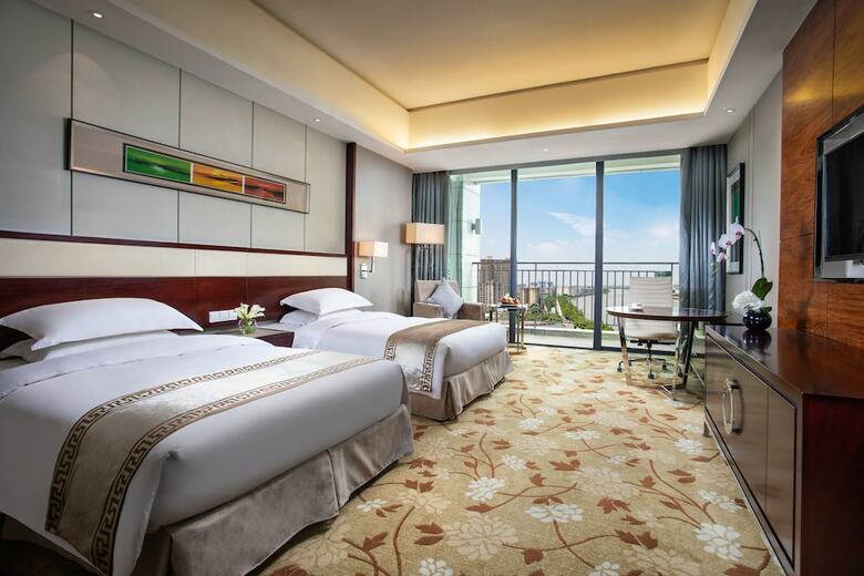 Grand View Hotel