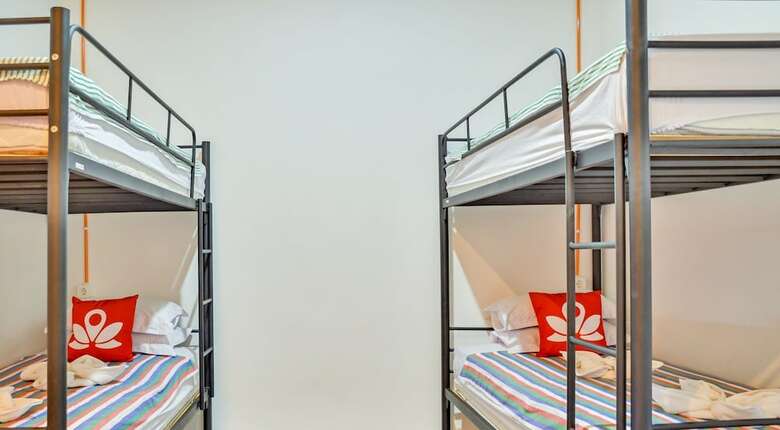 Hostal Zen Rooms Adisucipto Airport - Hostel