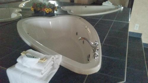 The Glengate Hotel & Suites
