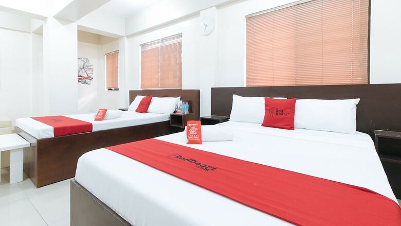 Hotel Reddoorz Near Pasay Taft
