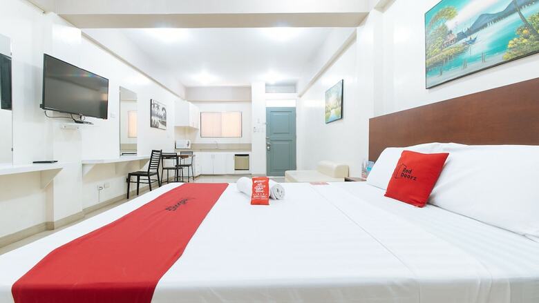 Hotel Reddoorz Near Pasay Taft