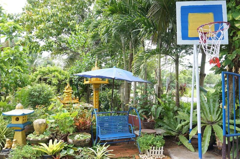 Hotel Garden Homestay Suratthani