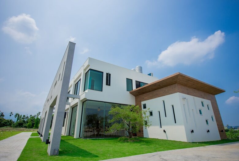 Hotel Here Is Bnb