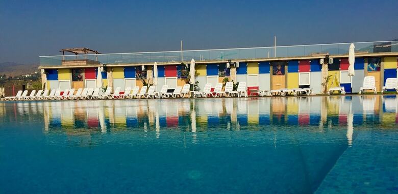 Hotel Damour Country Club