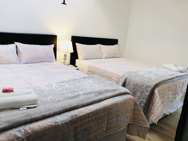 Hotel Airport Diamond Guest House