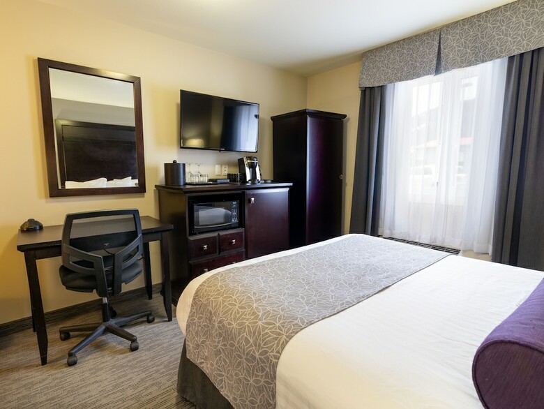 Hotel The Kanata By Bcminns Blairmore
