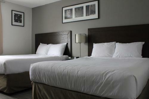 Highwood Motel