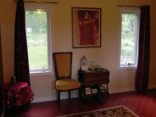 English Country Garden Bed And Breakfast Inn
