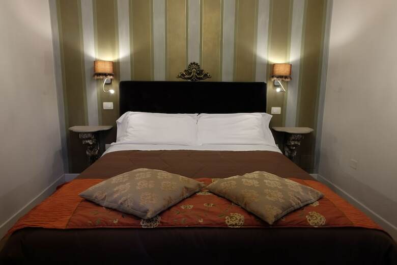 Hotel La Rocca Guest House & Spa