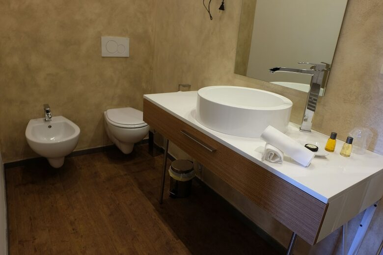 Hotel La Rocca Guest House & Spa