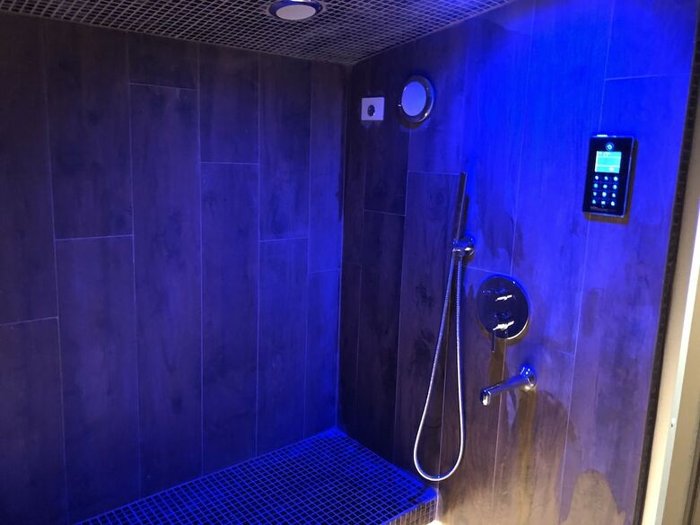 Hotel La Rocca Guest House & Spa