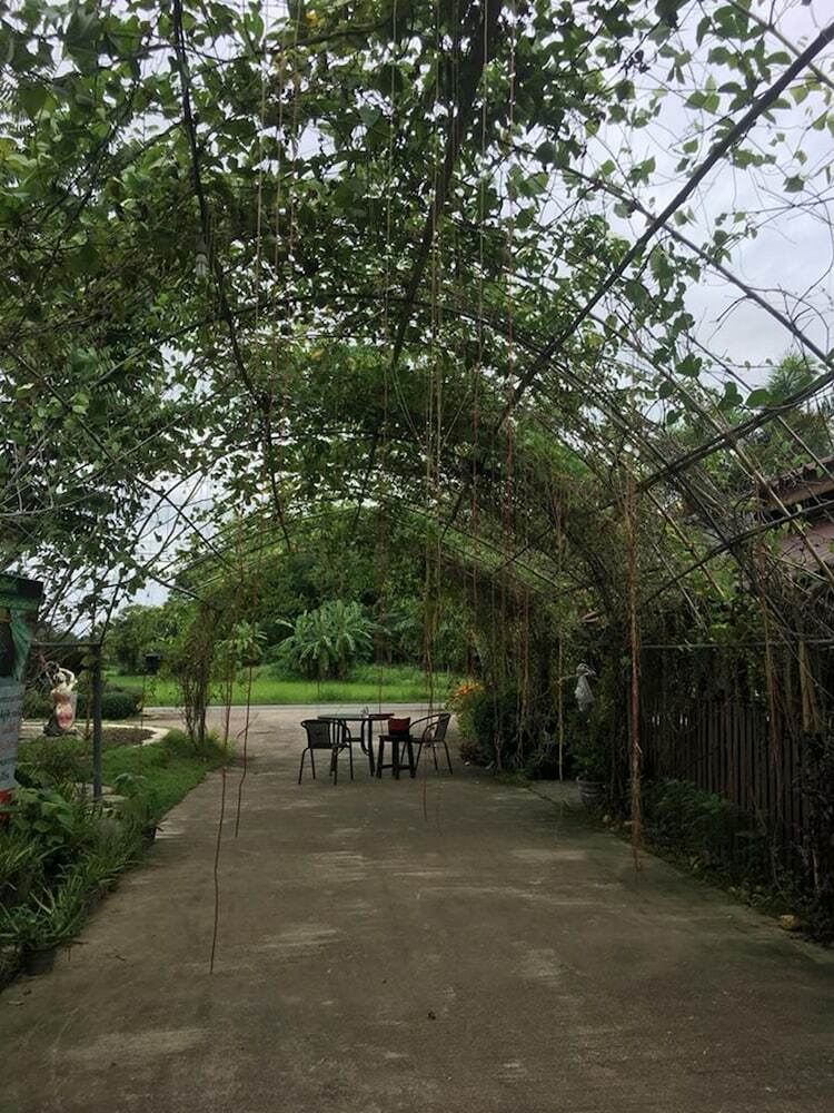Hotel Karuna Resort