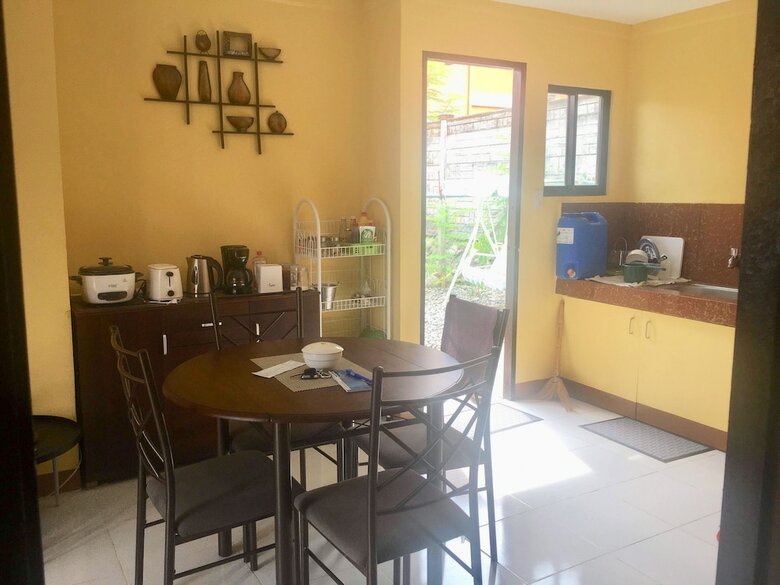 Hotel Jireh's Guests Home